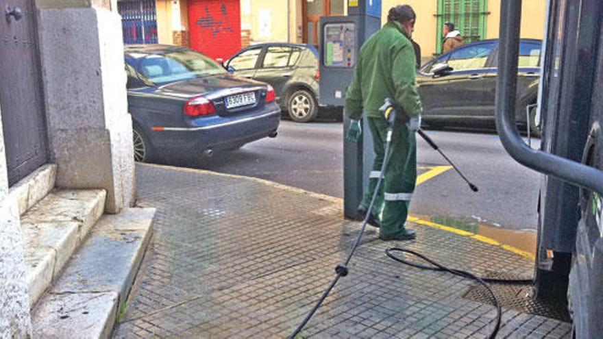 Un joven herido de gravedad al ser apuñalado en plena calle de Palma