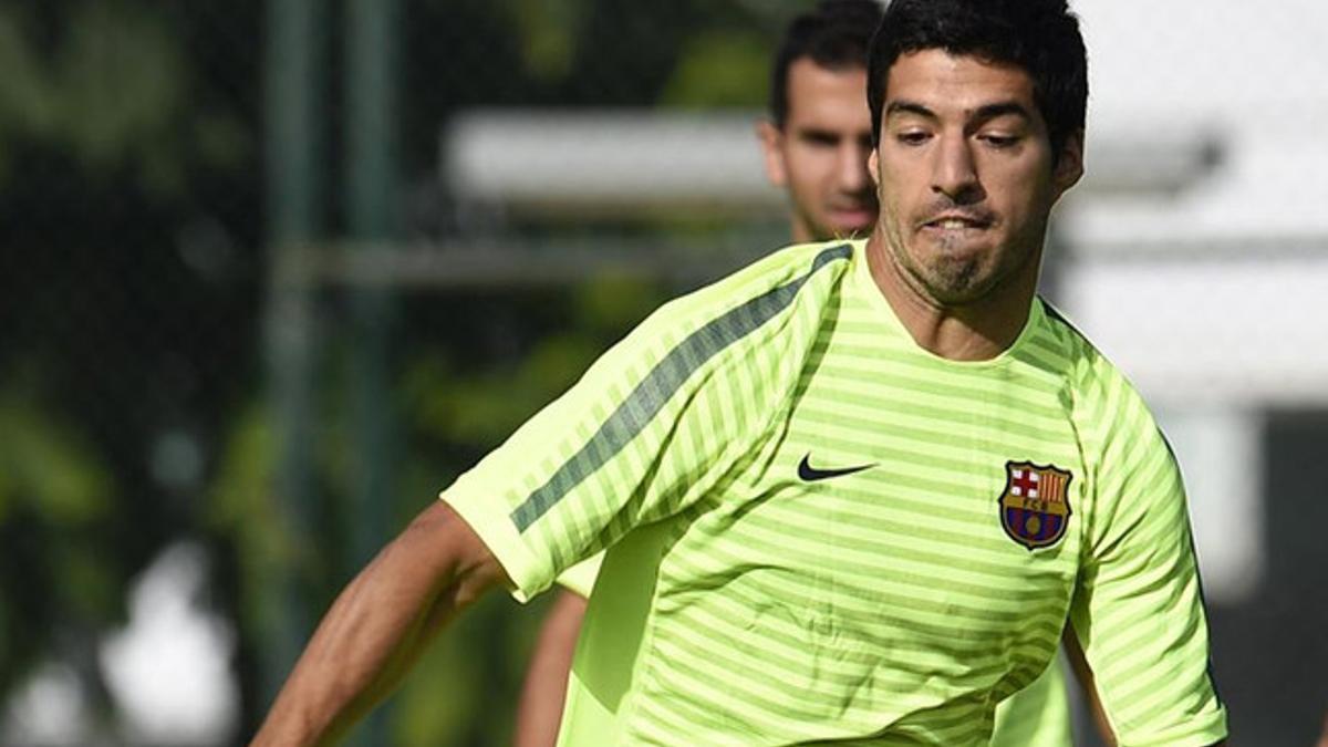 El PSG quiso fichar a Suárez en verano