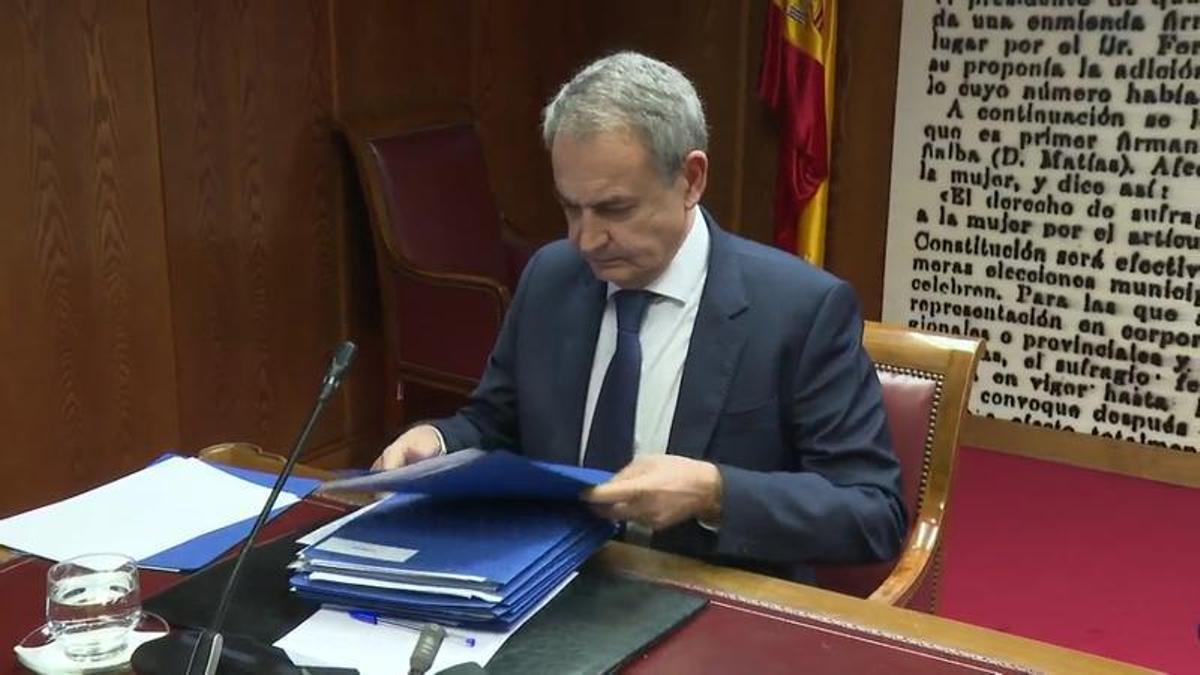ZAPATERO JOYAS | Zapatero atribuye sus joyas a un regalo del mismo rey saudí que pagó 65 millones de euros a Juan Carlos I