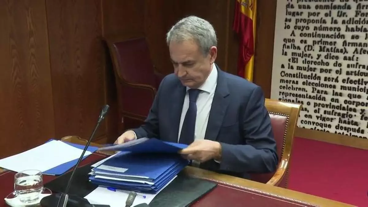 Zapatero atribuye sus joyas a un regalo del mismo rey saudí que pagó 65 millones de euros a Juan Carlos I
