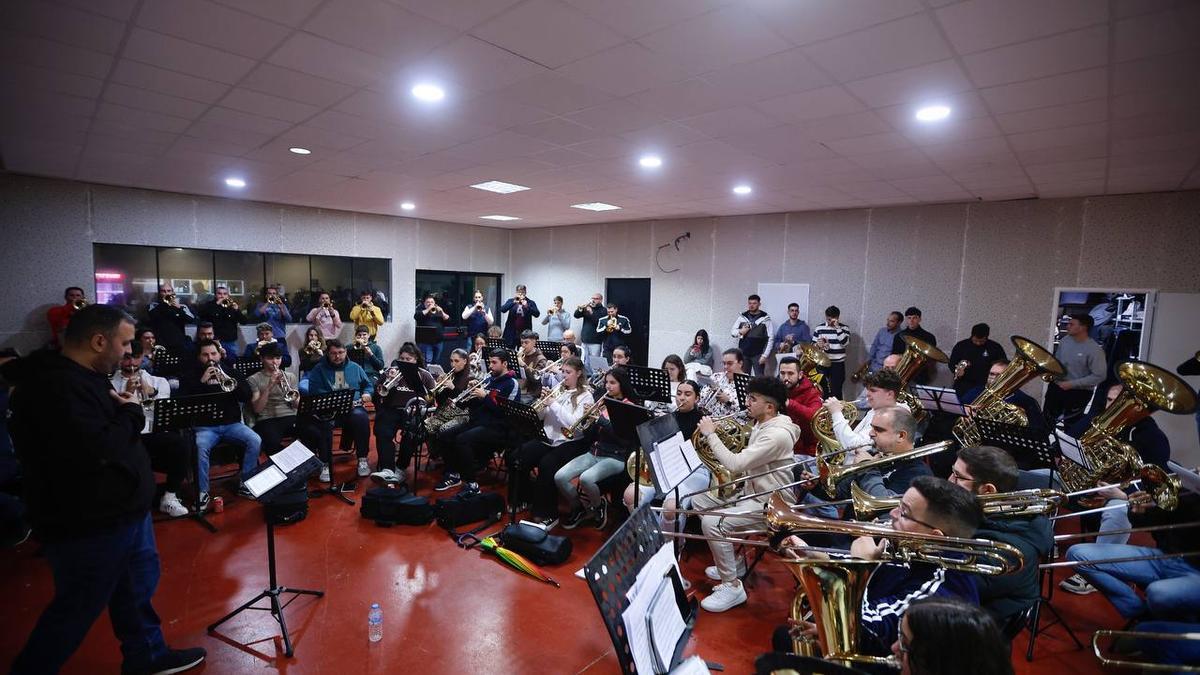 Ensayo de la banda de La Salud