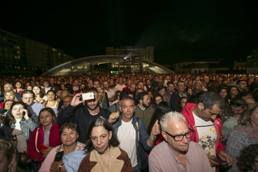 Marta Sánchez y Carlos Baute actúan en Oviedo