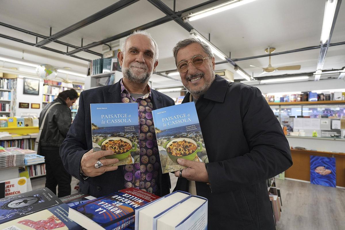 Enric Herce i Joan Roca el dia de la presentació del llibre a la Llibreria 22 de Girona.