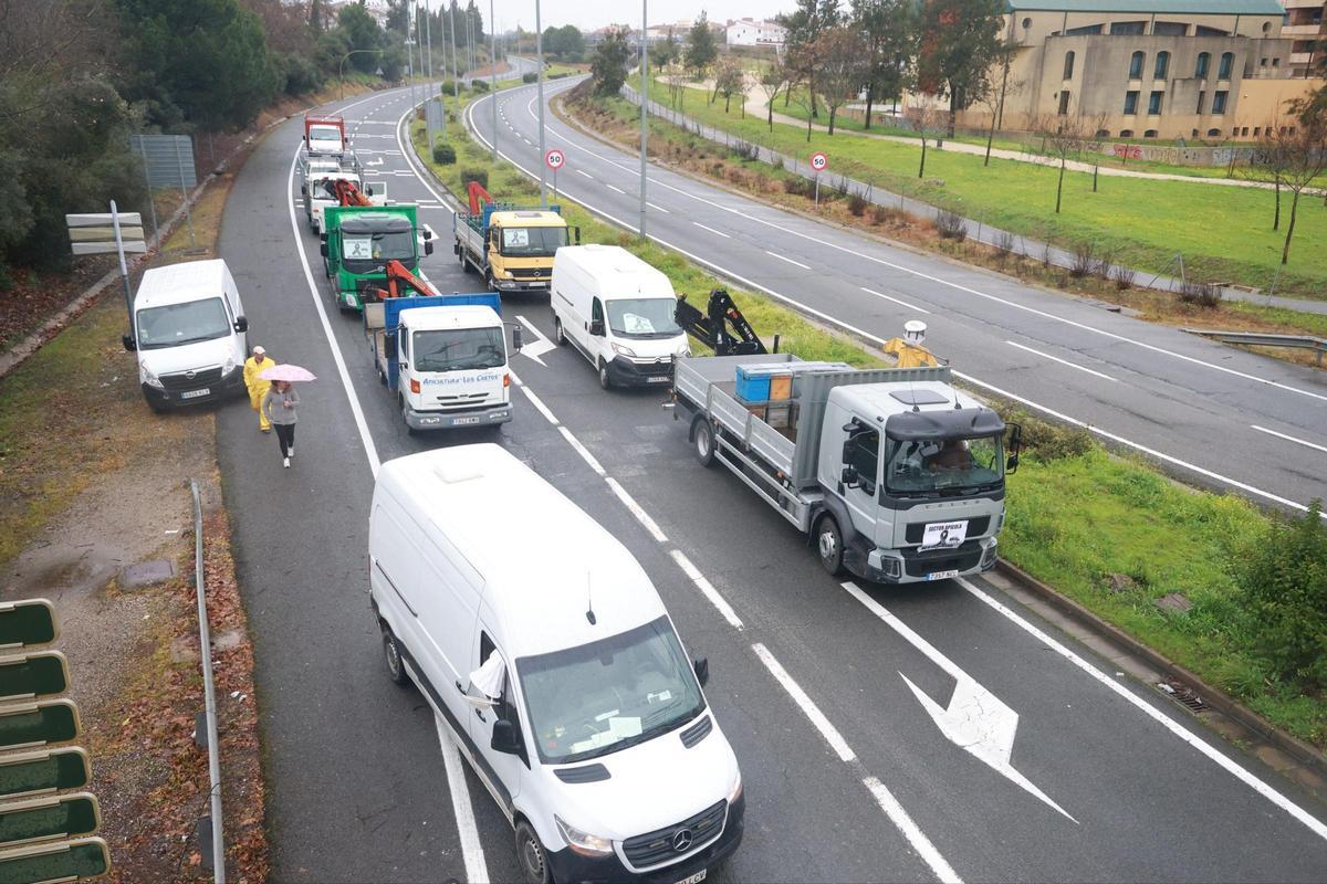 Fotogalería | Imágenes de la tractorada en Cáceres, este miércoles