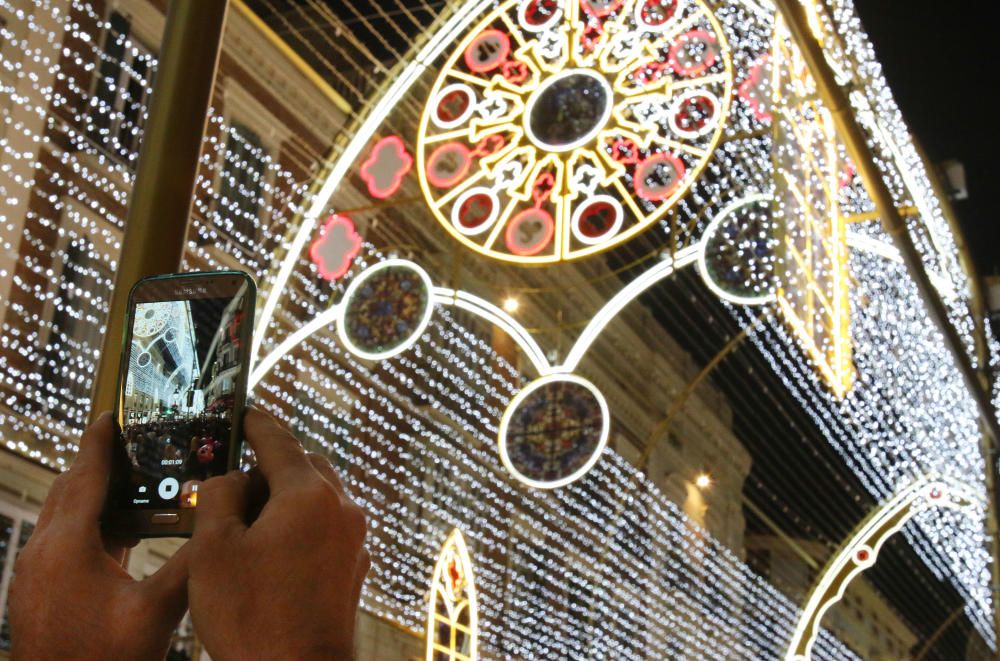 Lleno en el centro de Málaga para ver el alumbrado navideño