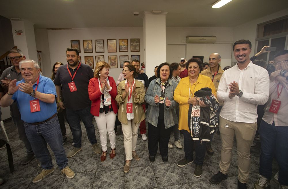 El PSPV-PSOE de Sagunt celebra en su sede una victoria histórica