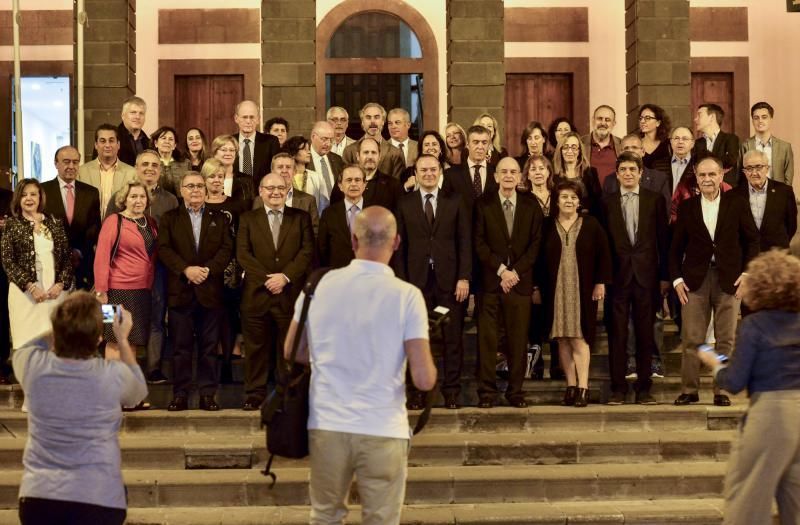 07/11/2018 LAS PALMAS DE GRAN CANARIA. Recepción del Excmo. Sr. Alcalde de Las Palmas de Gran Canaria, D. Augusto Hidalgo Macario, a los participantes de la Conferencia de Consejos Sociales. FOTO: J. PÉREZ CURBELO  | 07/11/2018 | Fotógrafo: José Pérez Curbelo