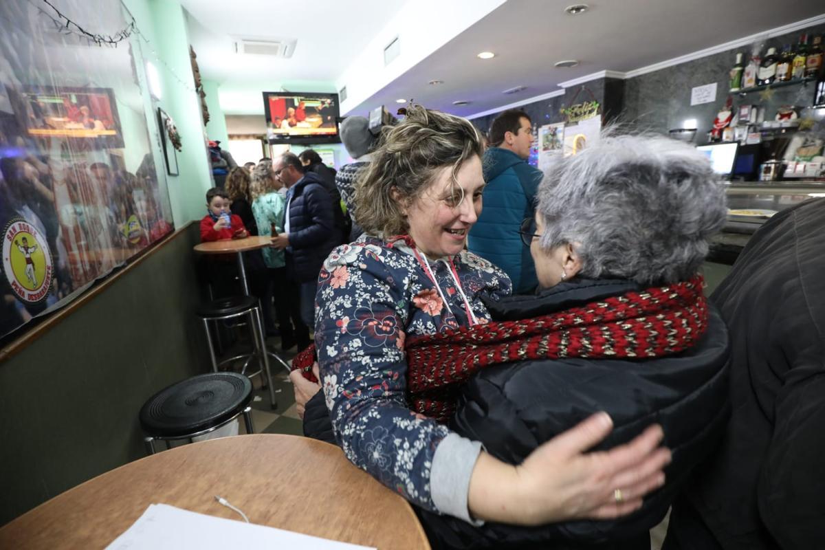 El bar Brindis de Calatayud ha vendido íntegramente uno de los dos cuatros premios de la Lotería de Navidad