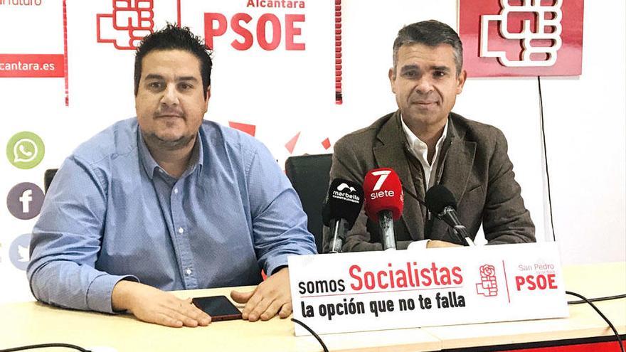 Manuel García y José Bernal, en rueda de prensa.