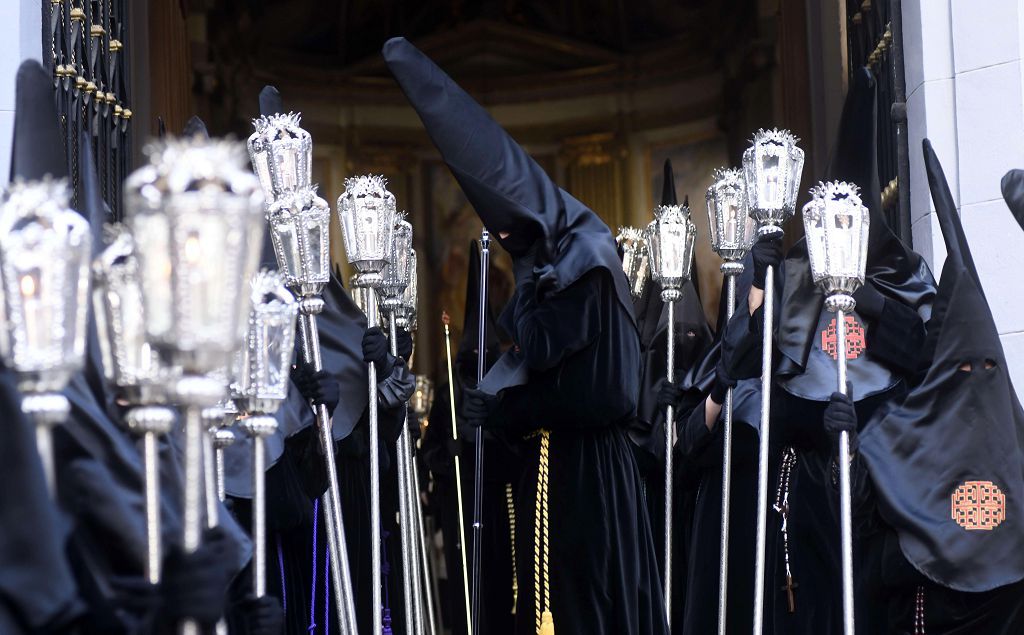 La procesión del Viernes Santo de Murcia, en imágenes