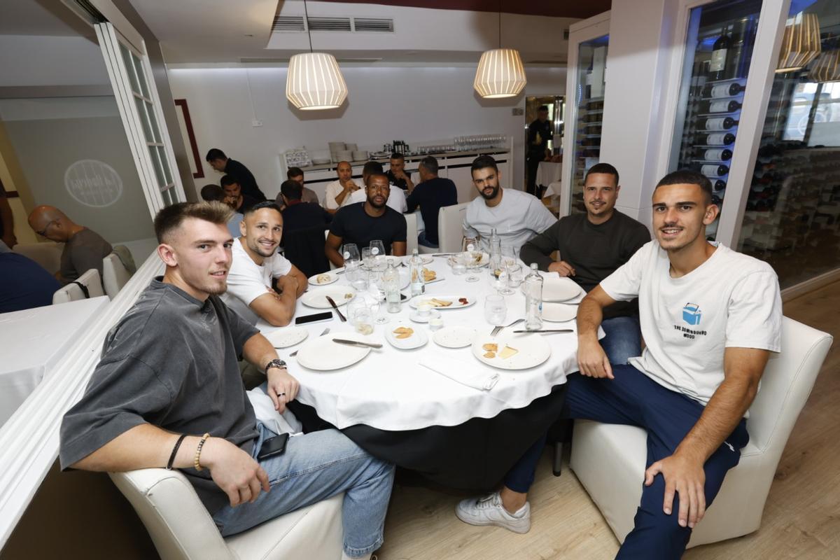 En La Bodega de la Avenida tienen la receta para el ascenso de la UD