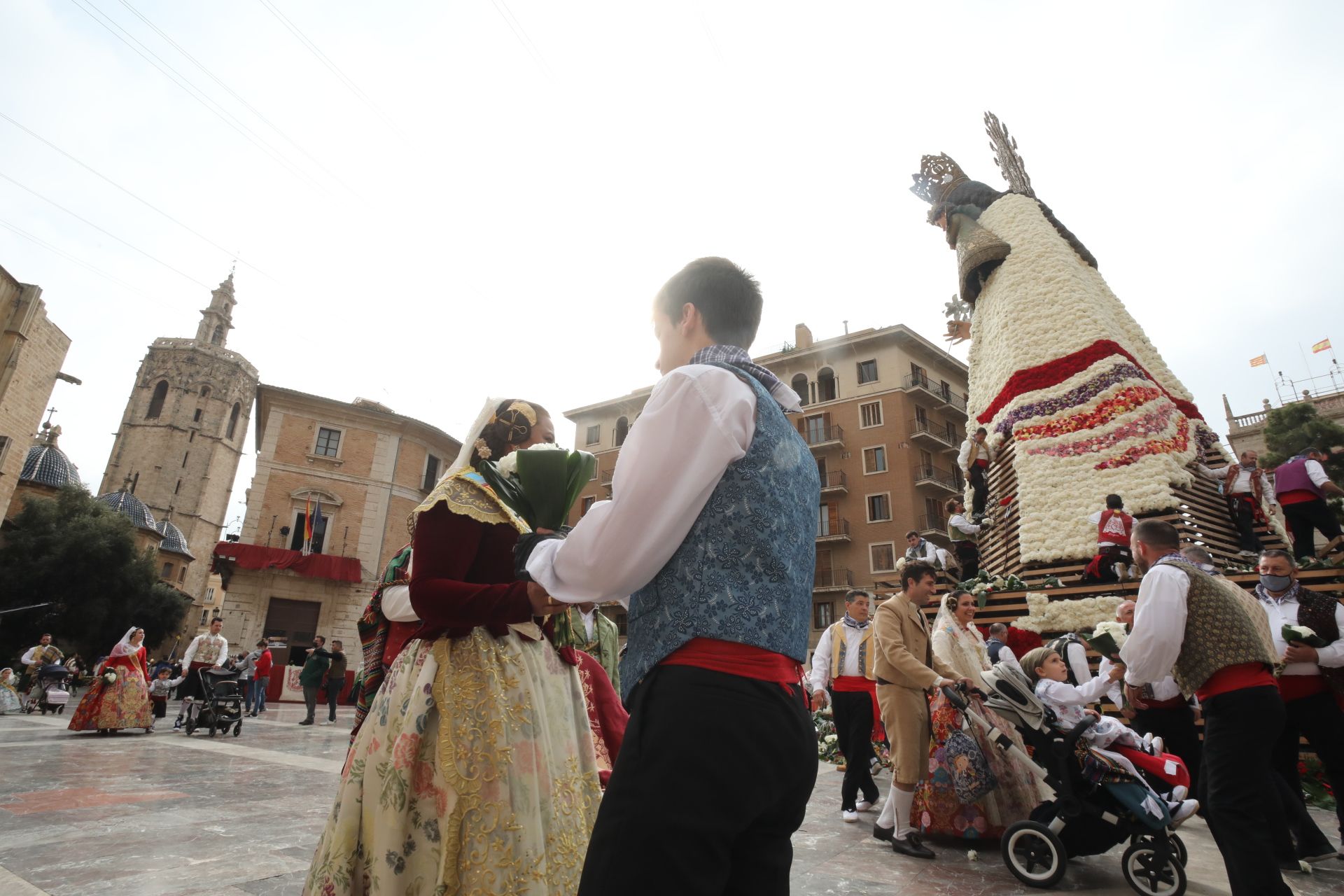 Búscate en el segundo día de Ofrenda por la calle Quart (de 15.30 a 17.00 horas)