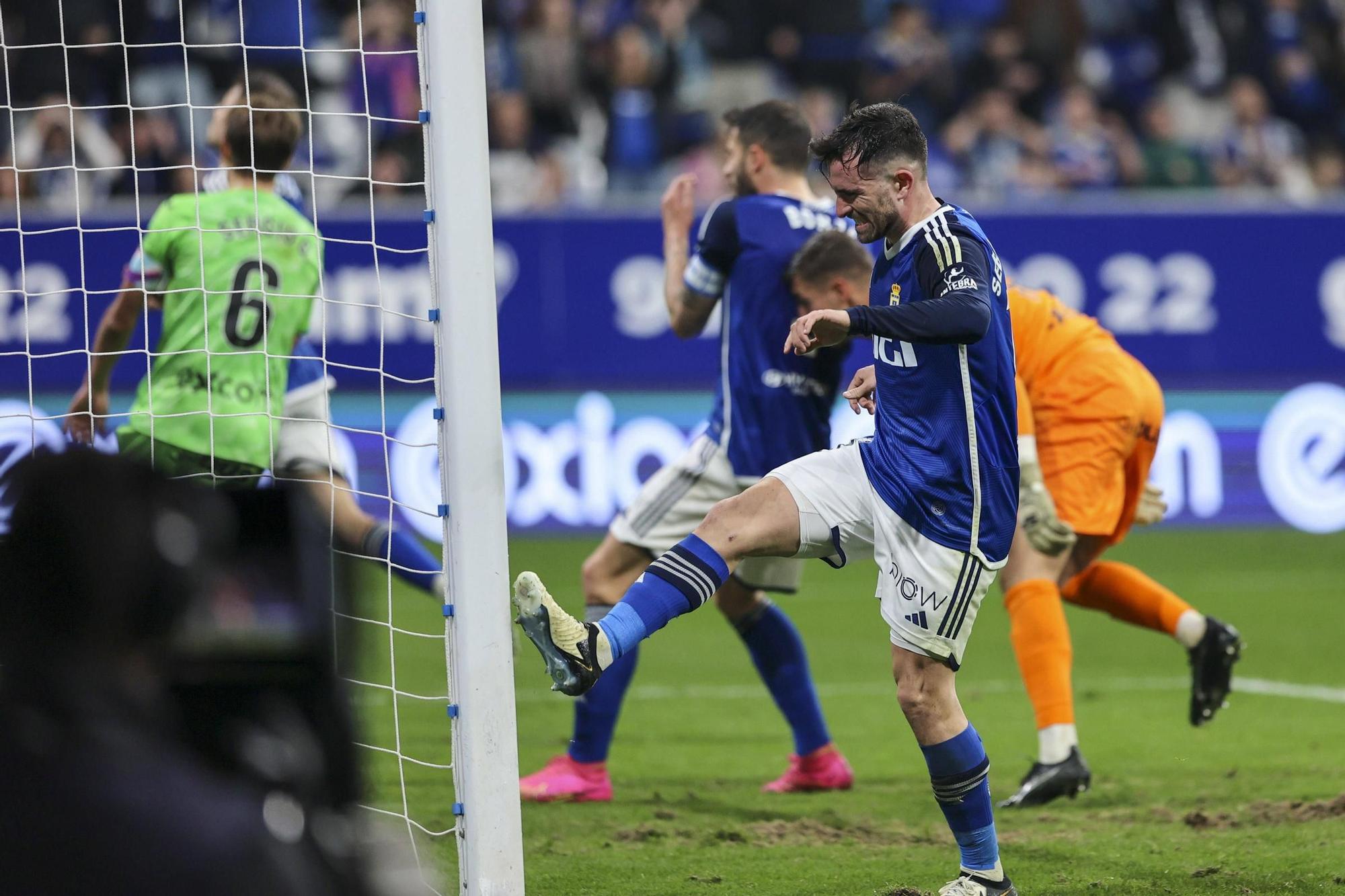 El partido entre el Real Oviedo y el Leganés, en imágenes