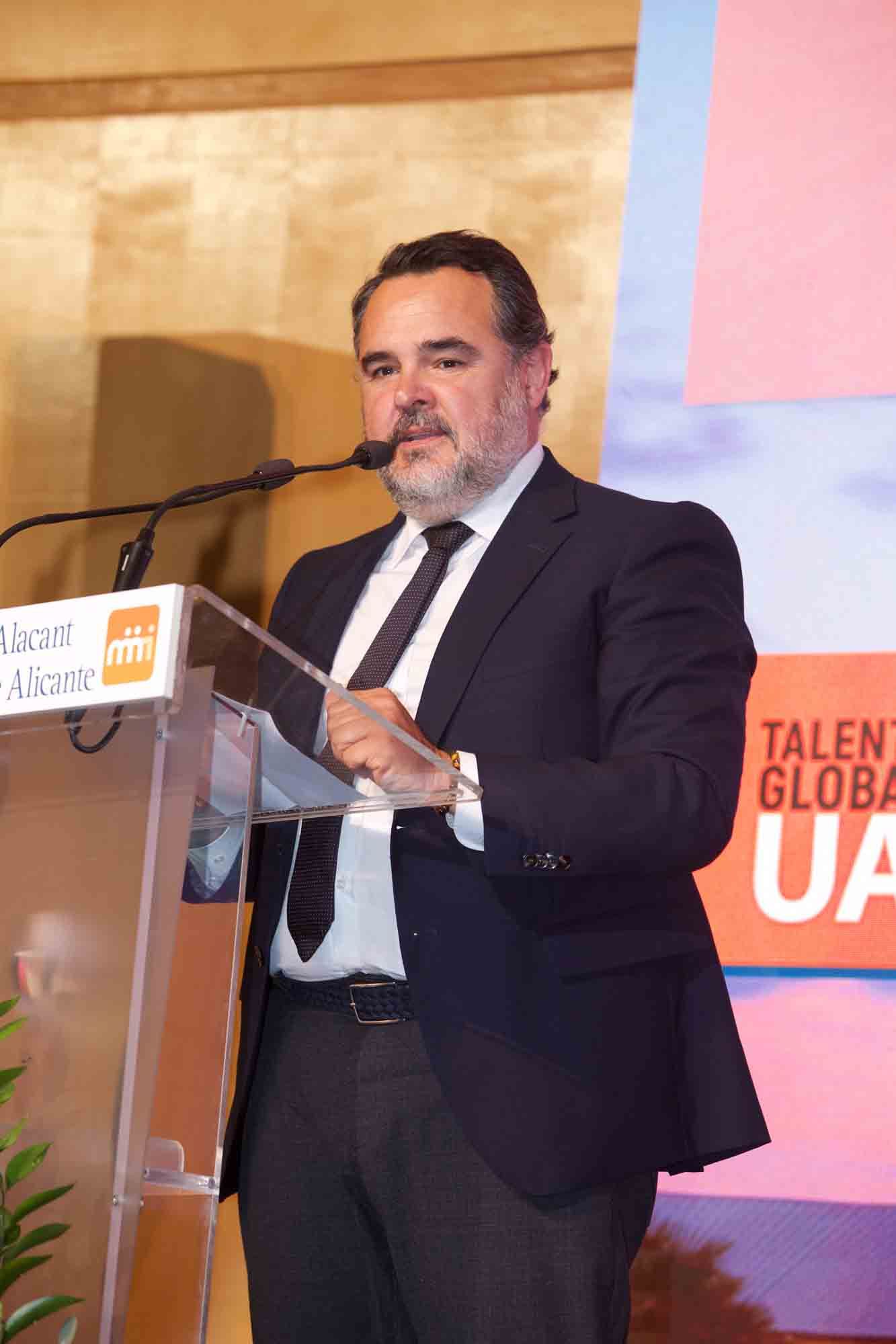 IV edición de la gala "Alumni UA" 2025 en la Universidad de Alicante