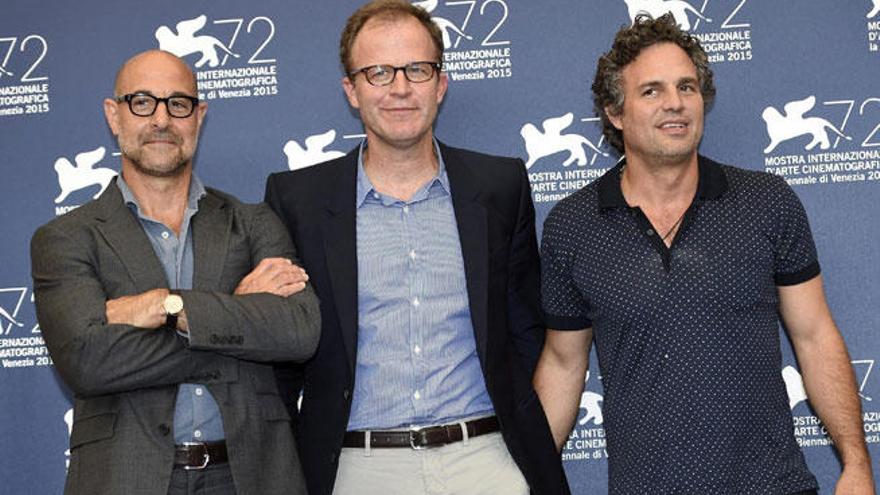 Stanley Tucci, Joseph McCarthy y Mark Ruffalo