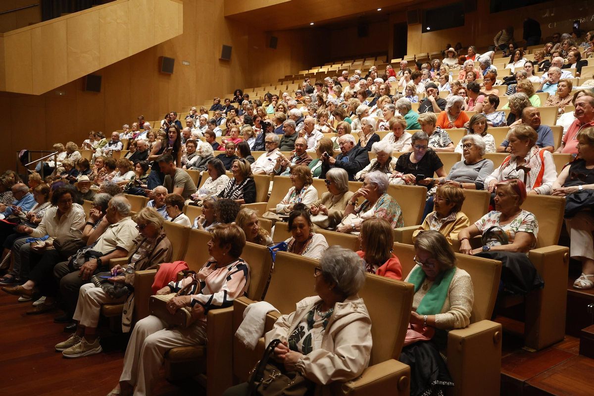 Público asistente a la representación en Pontevedra.