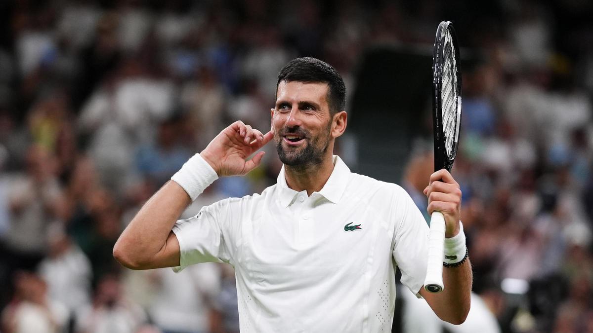 Djokovic sigue el camino de Sinner y se deja un set en su debut ante Wu