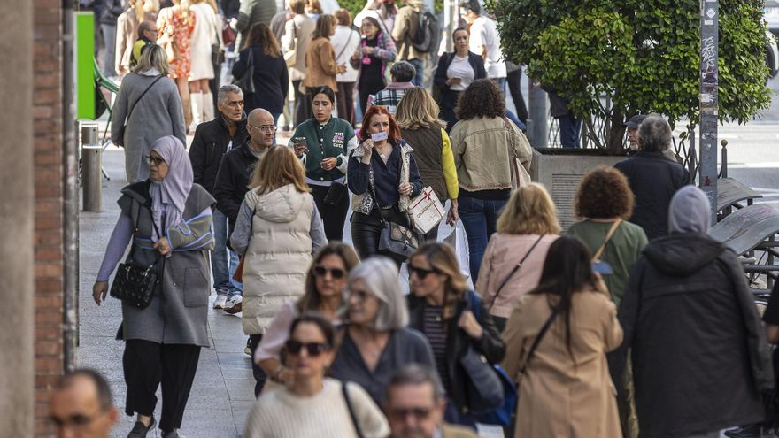 El 52% de los consumidores alicantinos se decanta por comprar más en el comercio local tras la dana