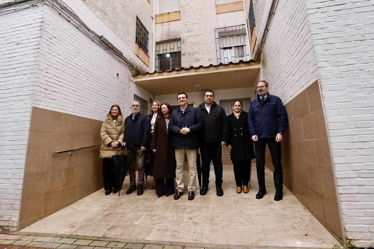 Presentación de la rehabilitación de viviendas en El Santuario.