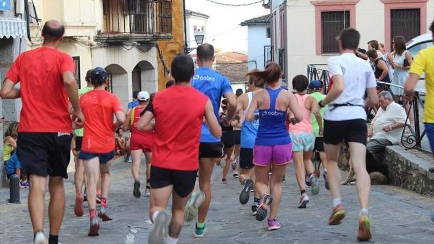 Más de 600 deportistas, en las carreras populares