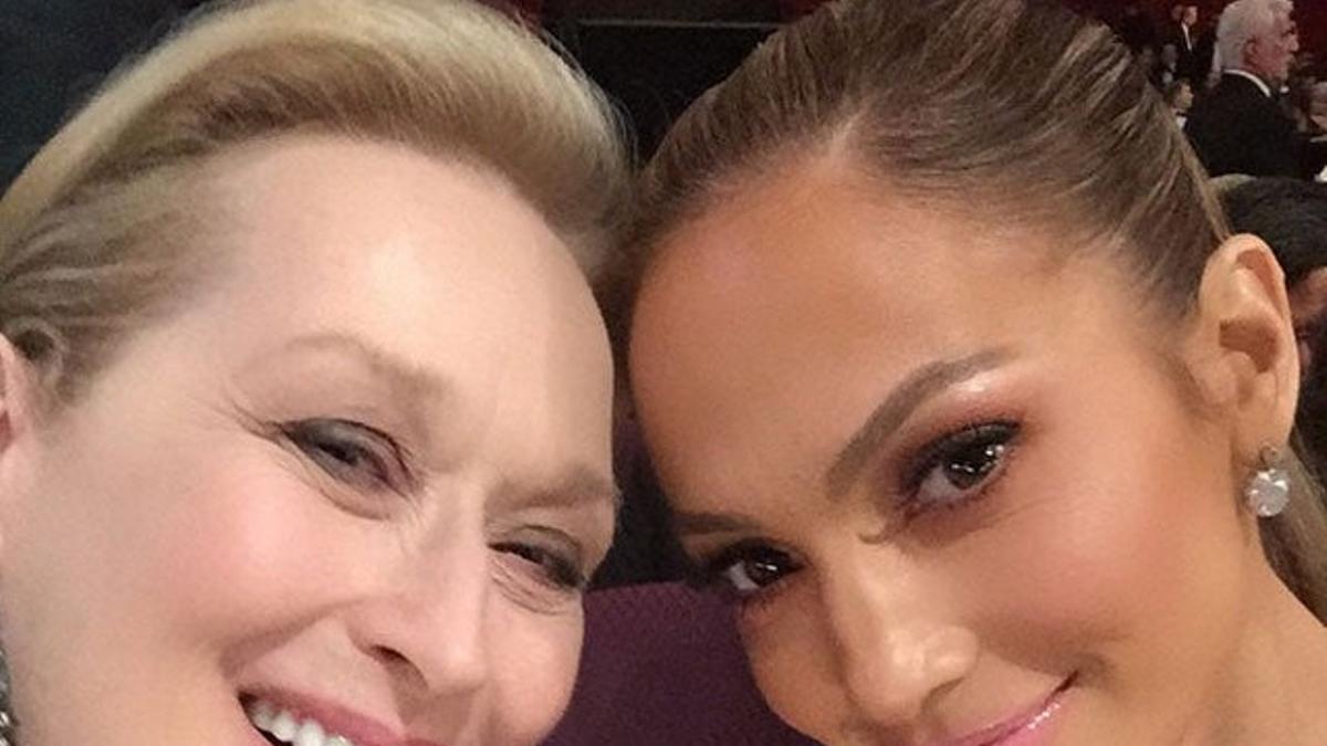 Jennifer Lopez y Meryl Streep, selfie en los Oscar 2015