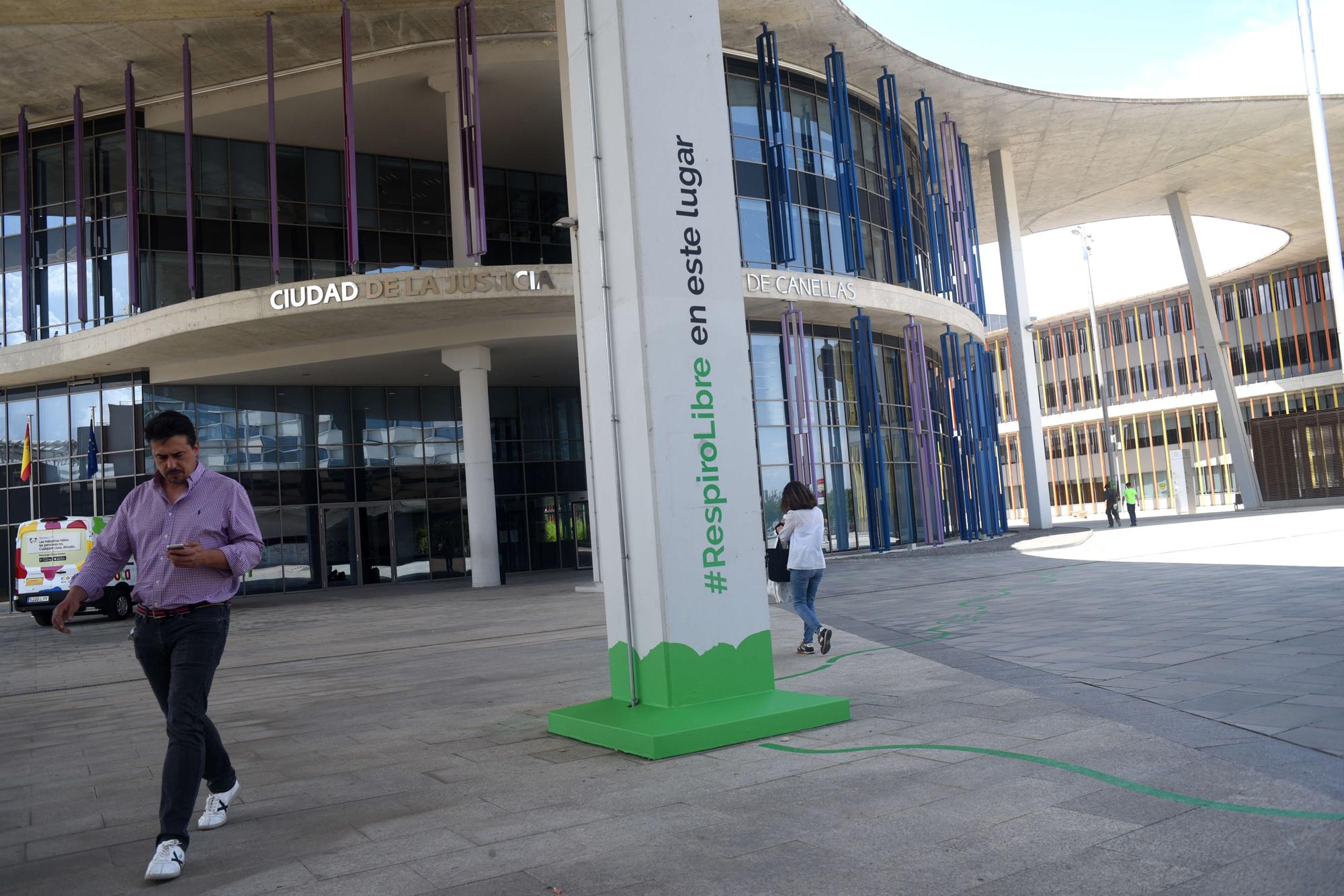 Así es el primer espacio de tránsito público sin humo de Zaragoza