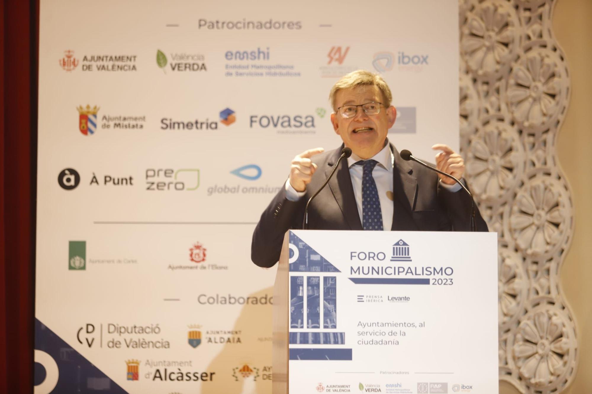 El foro de municipalismo de Levante-EMV, en imágenes