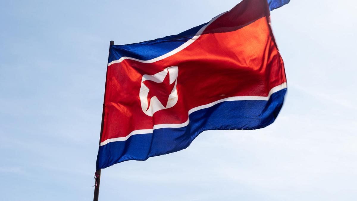 Imagen de archivo de una bandera de Corea del Norte.
