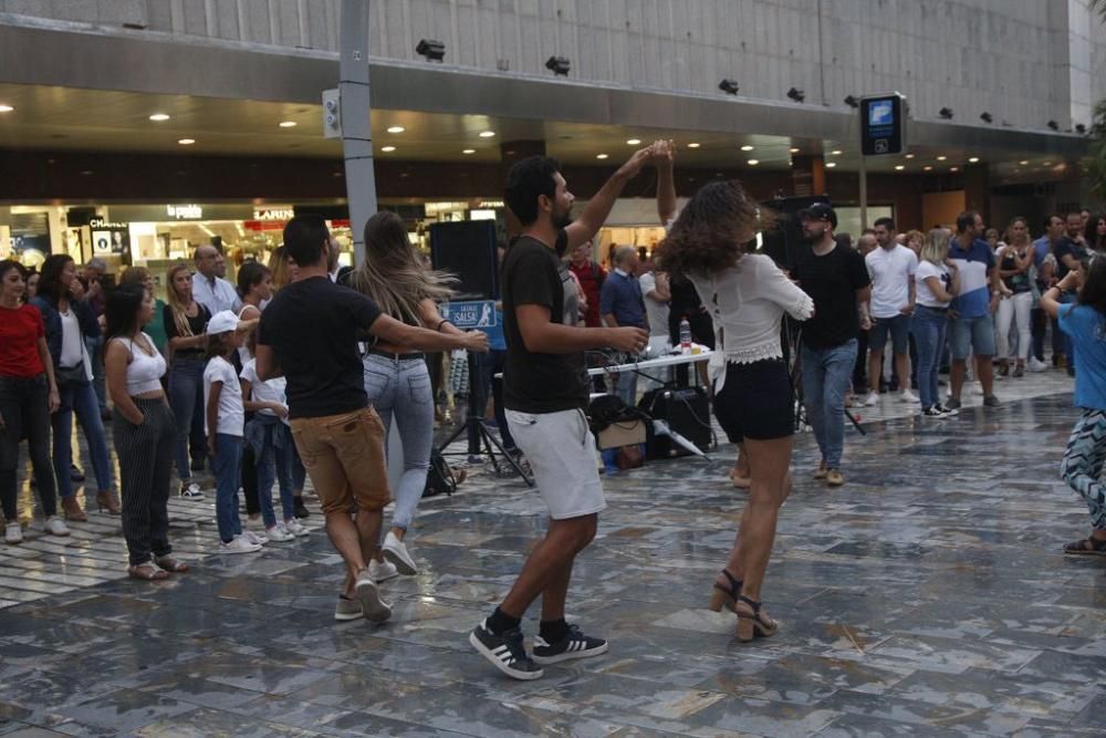 Taller de salsa en la Feria de Murcia