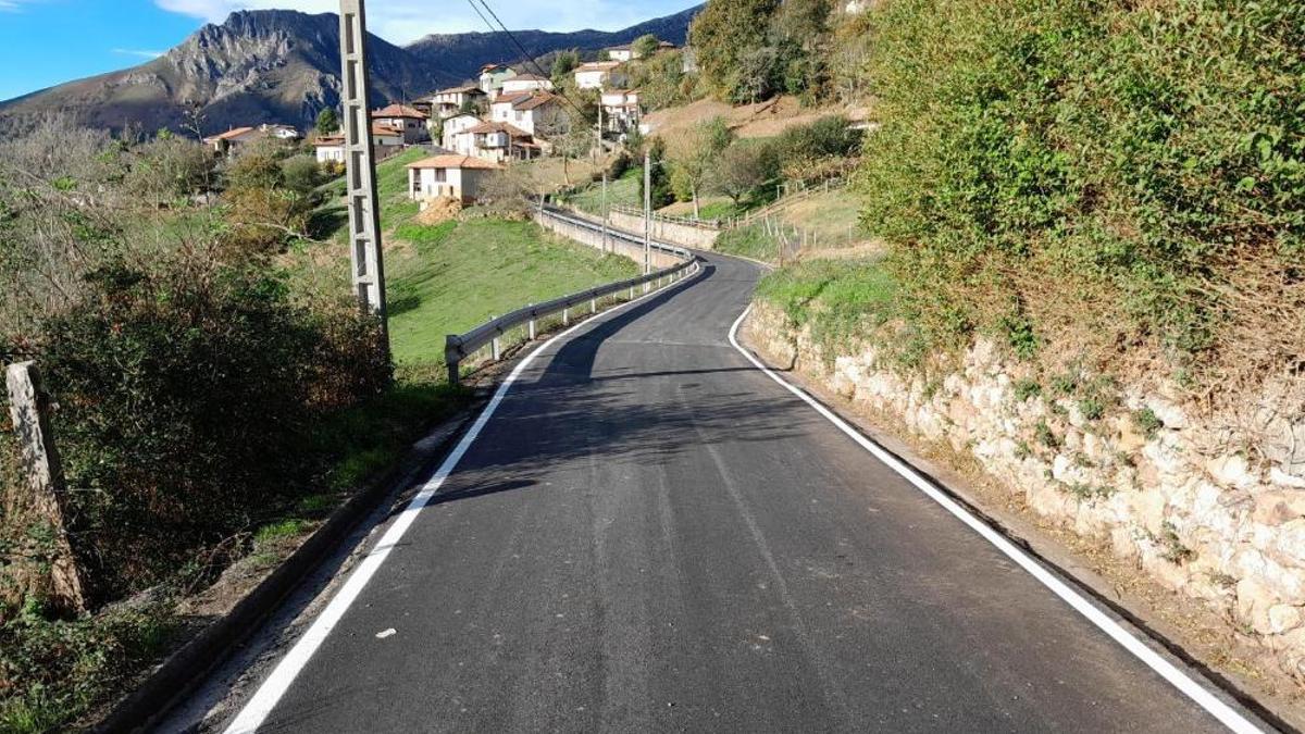 Resultado de las obras de mejora en un vial de Cofiñu