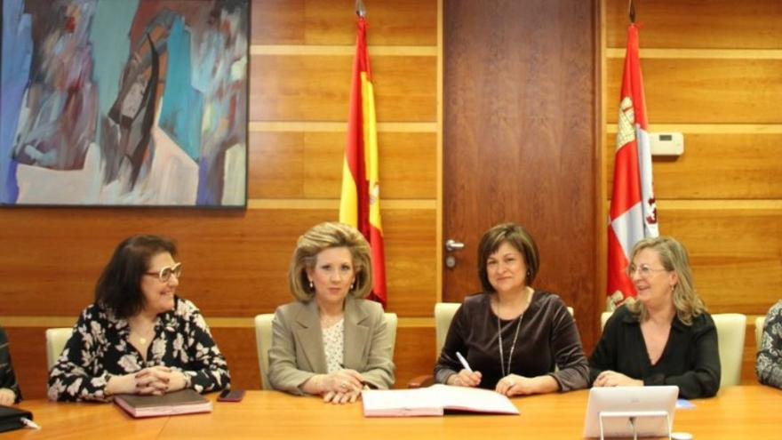 Sacyl reconoce el &quot;solape&quot; a las auxiliares de Zamora