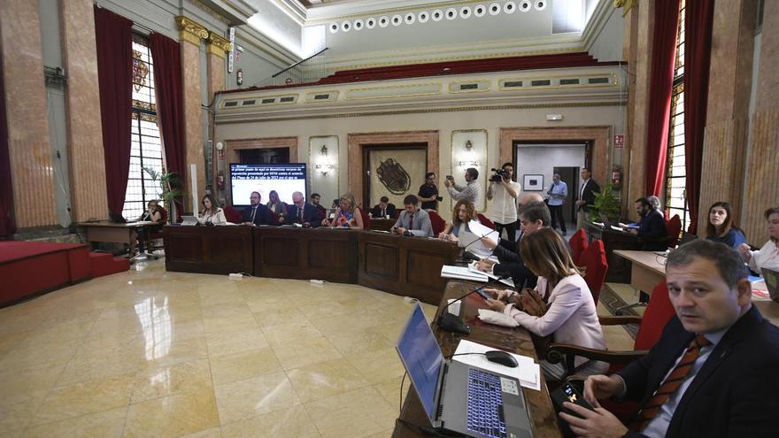 El nuevo contrato eléctrico del Ayuntamiento de Murcia &quot;permitirá ahorrar 10 millones en la factura de la luz&quot;