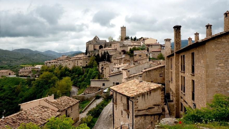 Tres pueblos aragoneses se cuelan entre los 20 más visitados de España