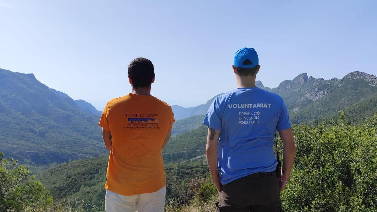 Voluntariat en un servei de vigilància pel terme municipal.