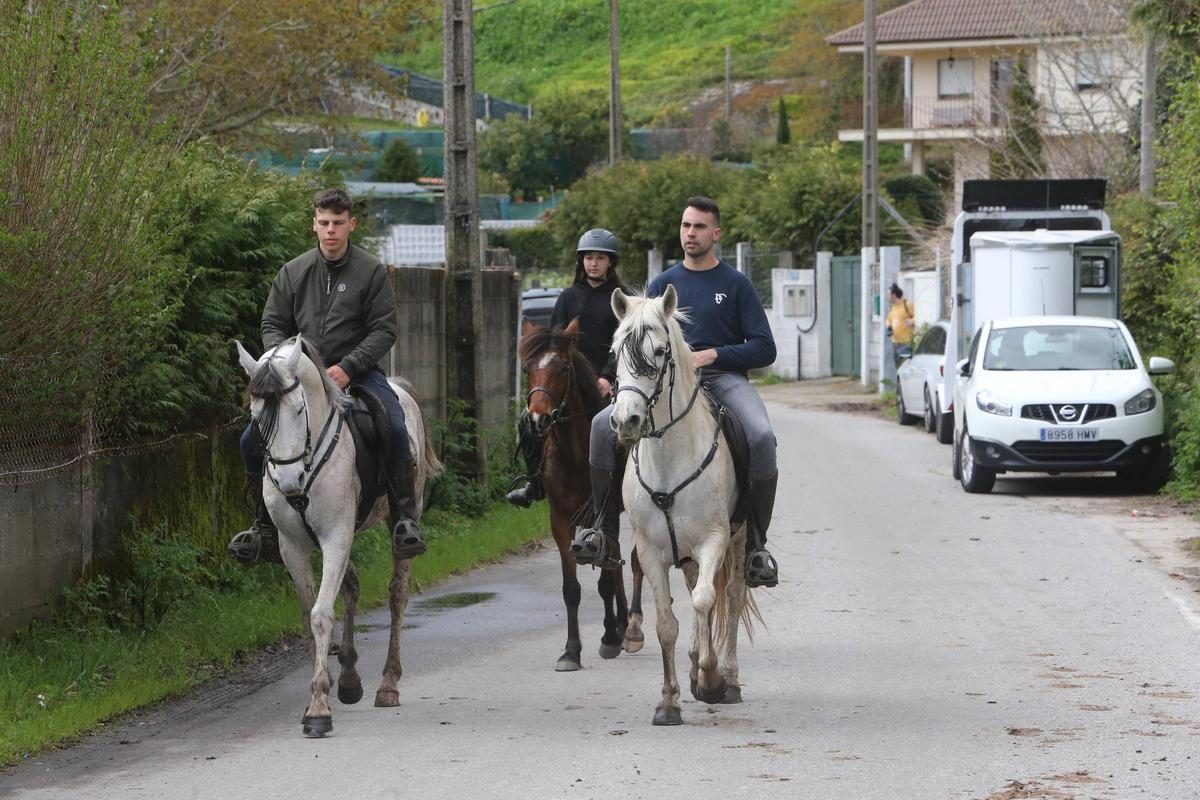 Participantes en la XIII Xuntaza Cabalar pola Costa
