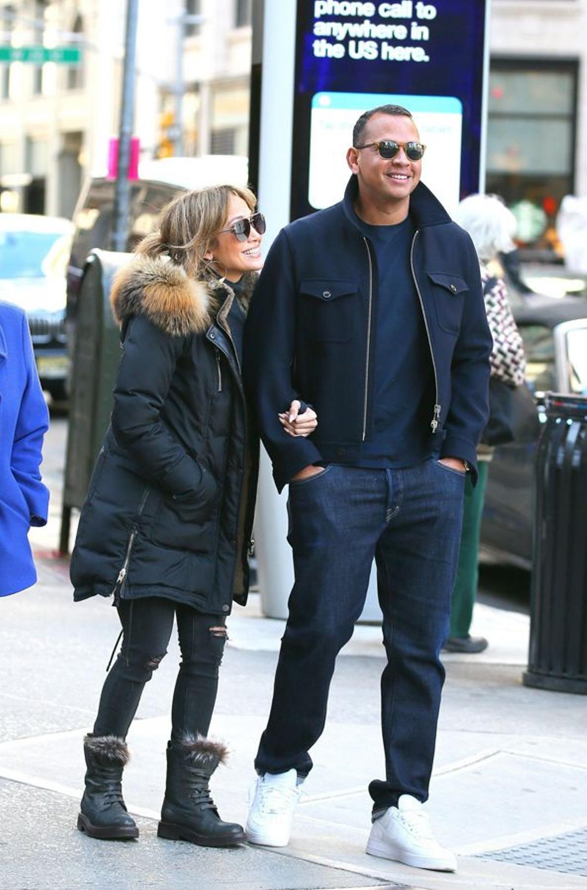 Álex Rodríguez y Jennifer López, con looks muy similares