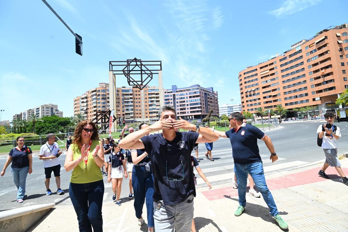 La última mascletà antes del inicio de las Hogueras, en imágenes