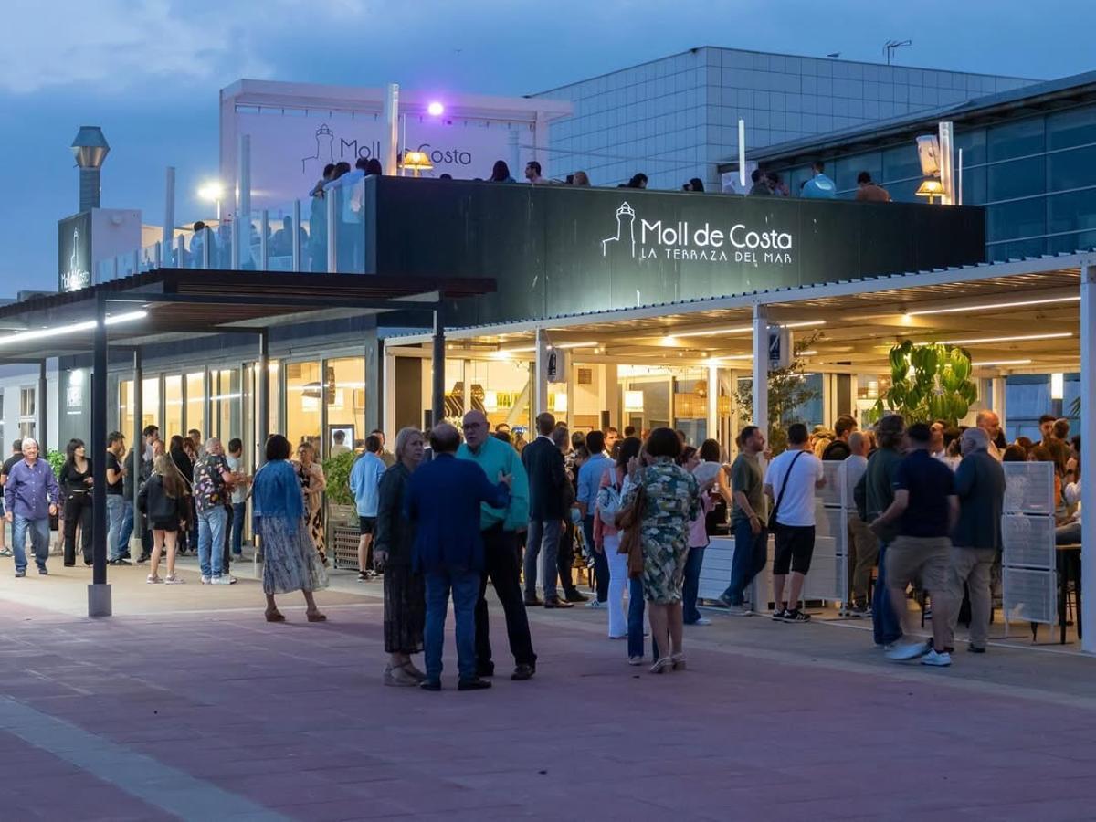 'El Recreo' reabre en el Moll de Costa y da la bienvenida a la nueva temporada de tardeos en Castelló.