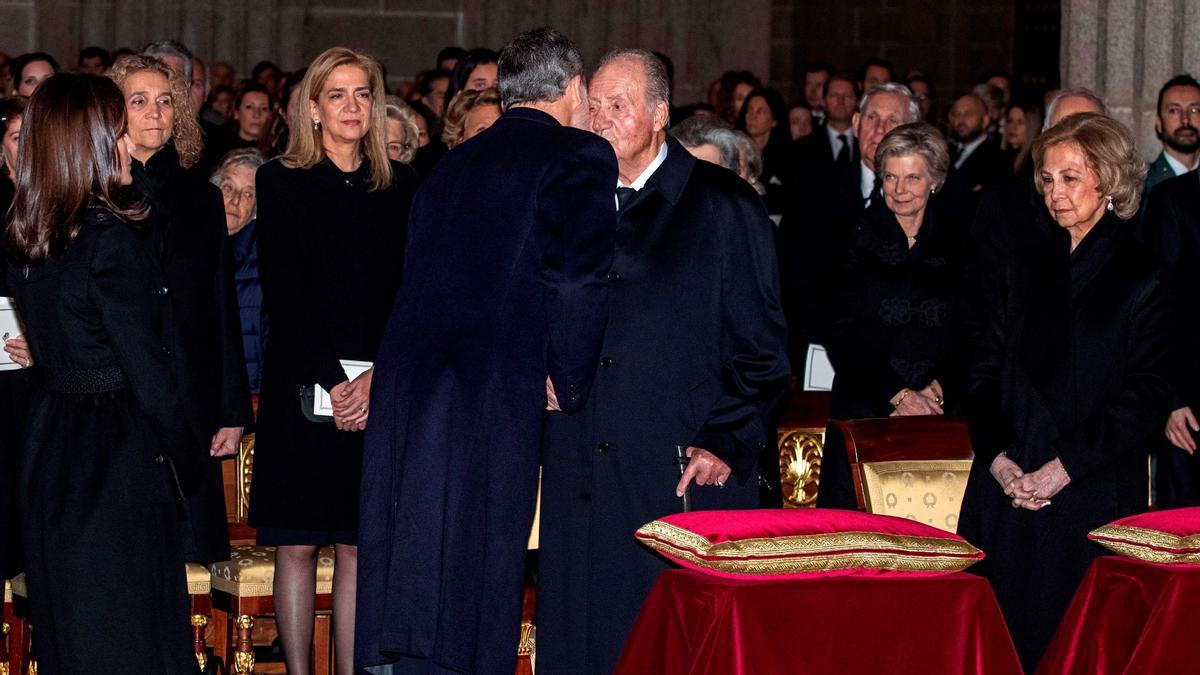 La Zarzuela avisa que la ubicació de Felip VI i Joan Carles I en el funeral d’Isabel II la decidirà Londres