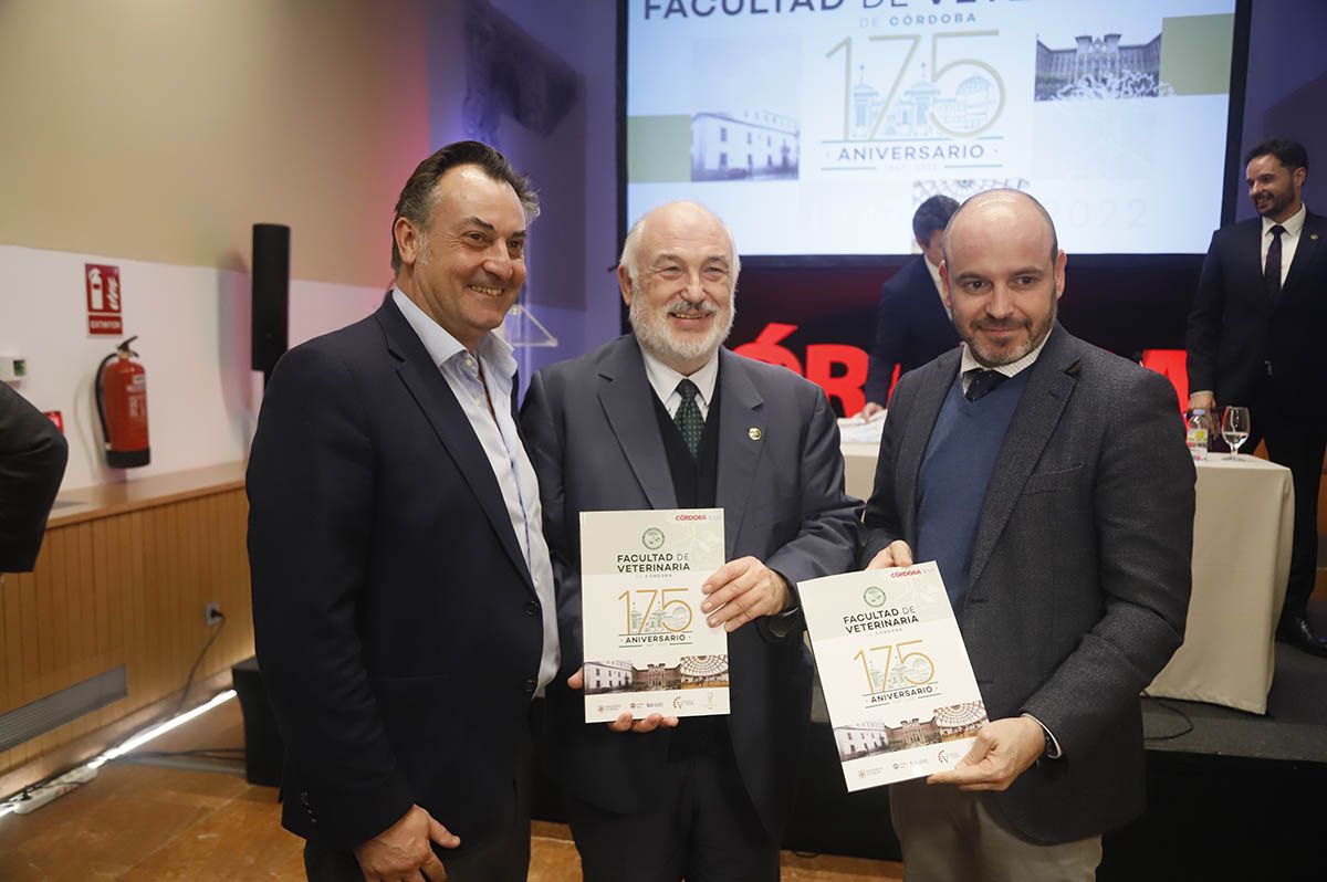 Presentación del libro de Diario CÓRDOBA del 175 aniversario de la Facultad de Veterinaria