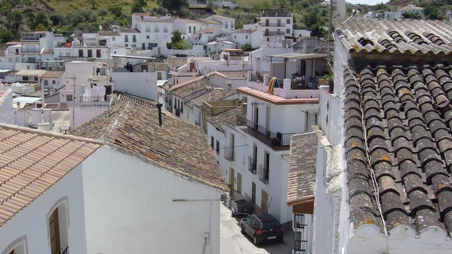 Calles y casas de Guaro.