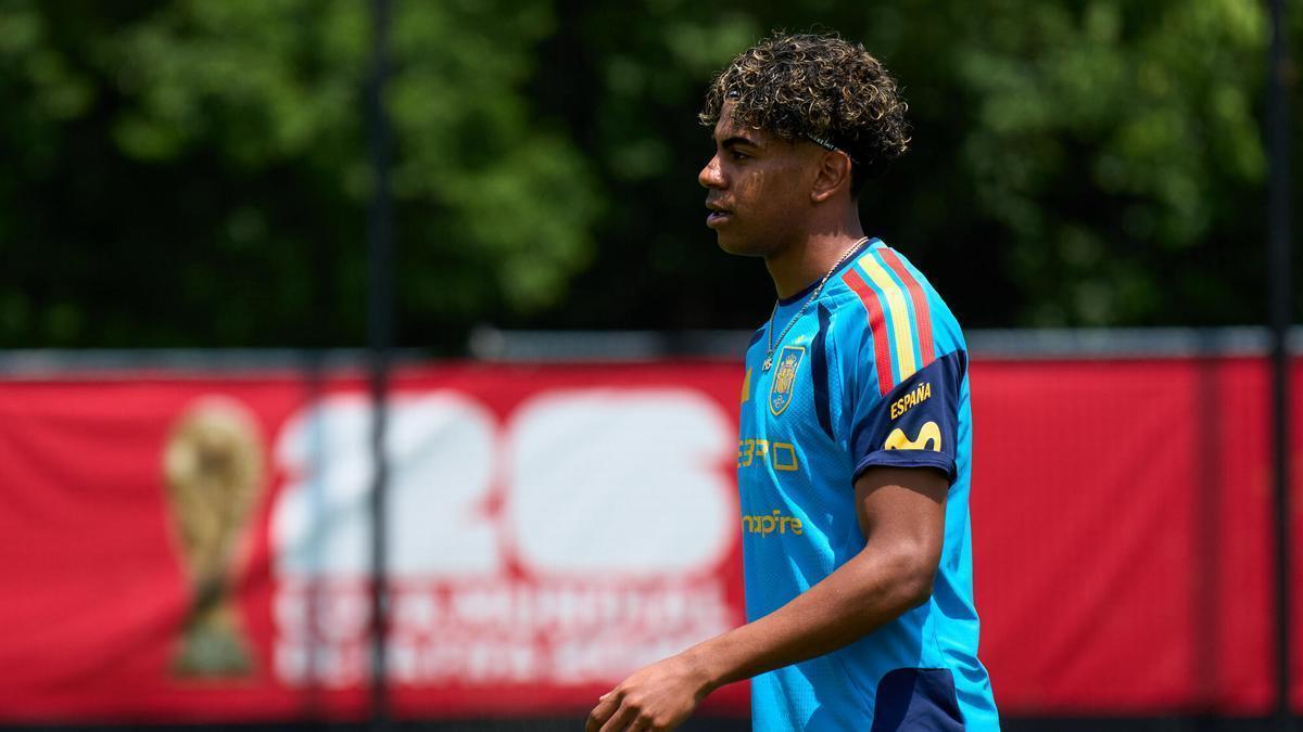 Jordi Gil y la última hora de la selección: ¡Lamine Yamal y Nico Williams ya entrenan con el grupo!