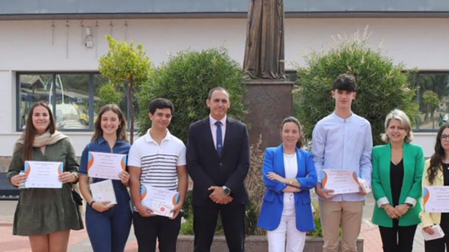 Premian a los mejores de las Olimpiadas Científicas de la UCAM en Cartagena