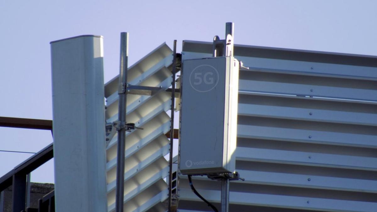 Antena 5G de Vodafone.