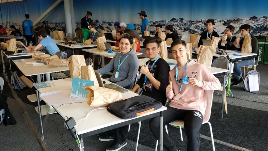 Alumnes del Lacetània al CodeWars Barcelona 2019.