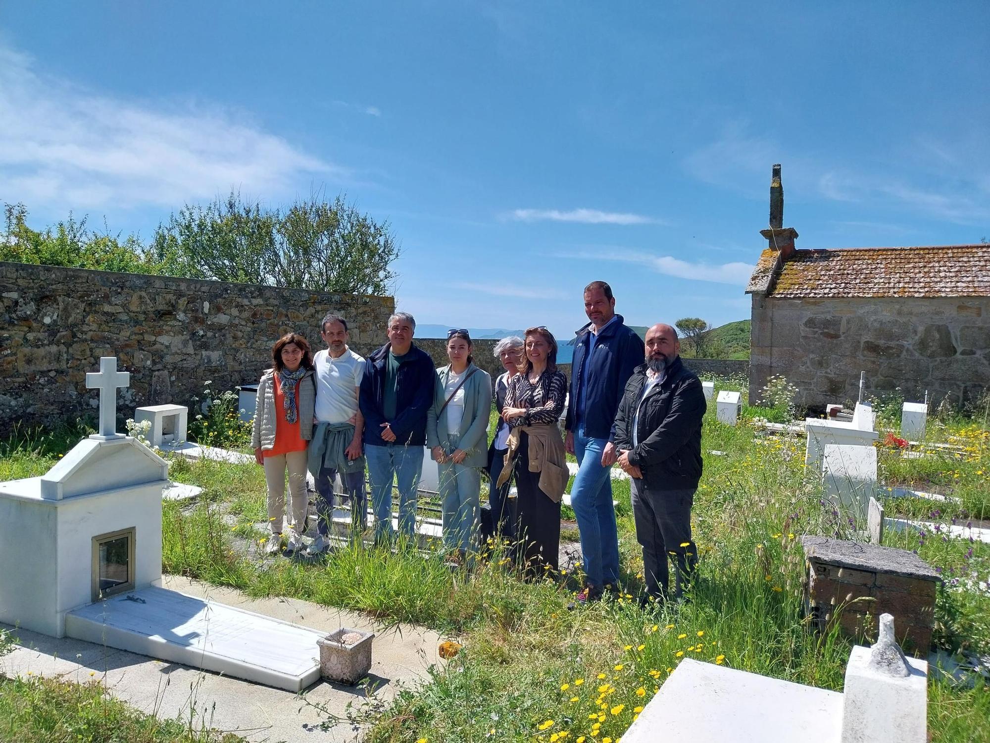 Visita a la isla de Ons: la antigua capilla de San Xaquín y el yacimiento de Castelo dos Mouros