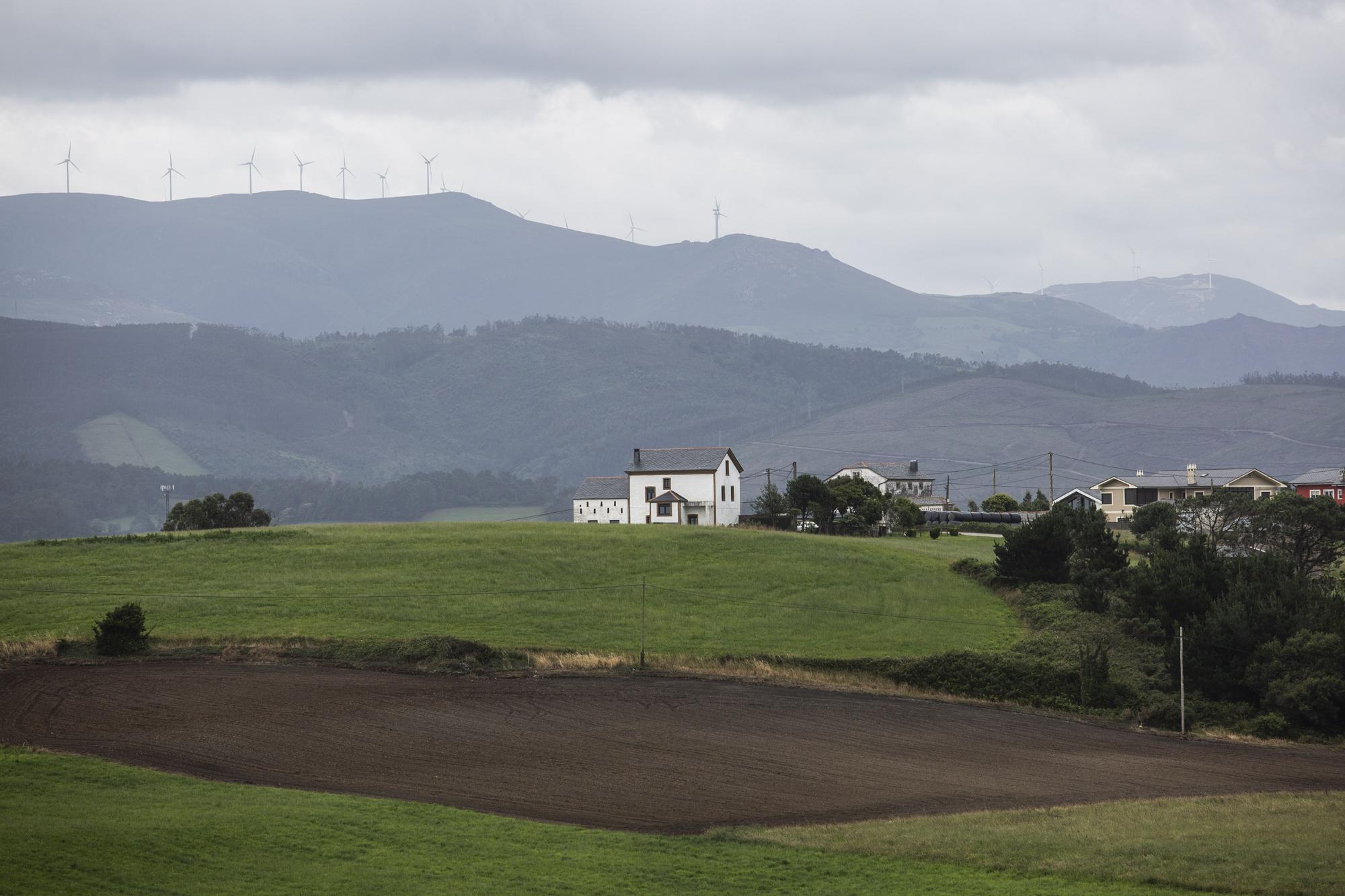 Asturianos en Coaña, un recorrido por el municipio