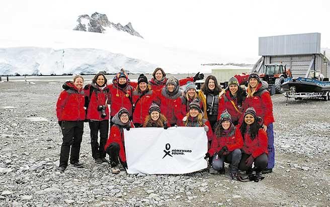 Mano femenina contra  el cambio climático