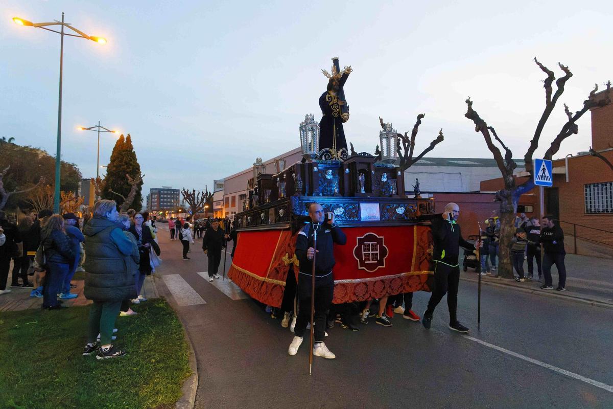 GALERÍA I Los pasos de Semana Santa en Vila-real, en imágenes