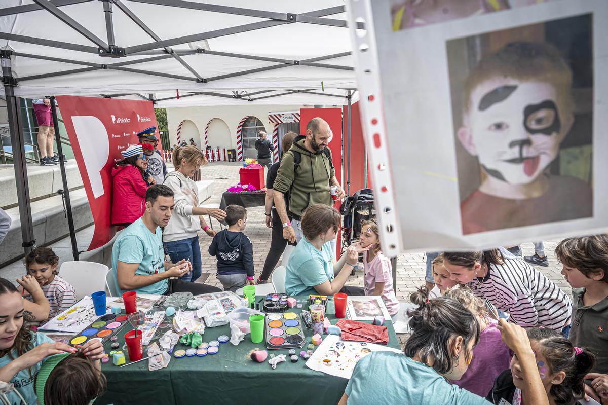 Fiesta solidaria de El Periódico en favor de Fundesplai en el Tibidabo